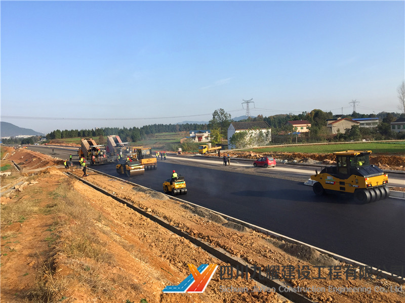 梓潼縣城至東石鄉(xiāng)公路段路面工程