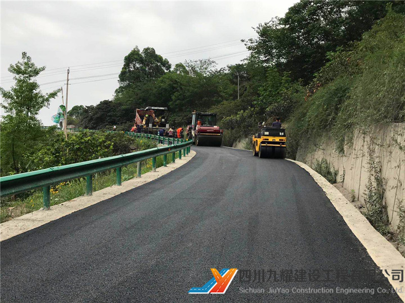 天府新區(qū)農(nóng)村公路改建提升工程